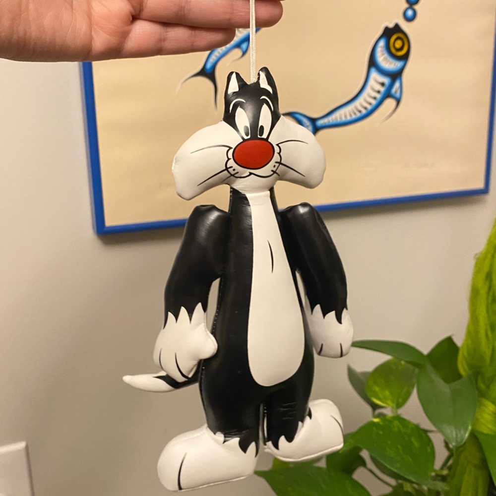 1997 Looney Tunes Sylvester vinyl plush window suction cling Warner Bros.